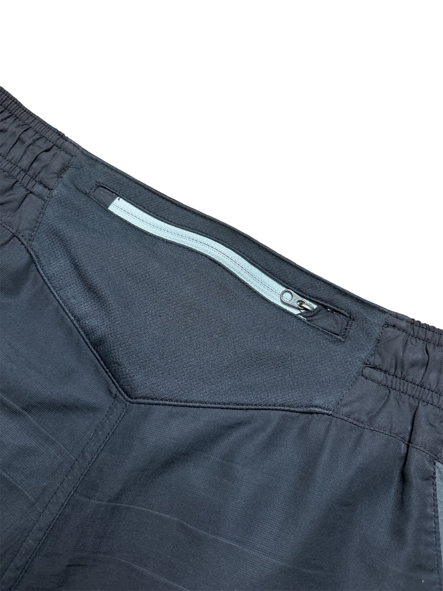 Nike Airmax shorts (M)