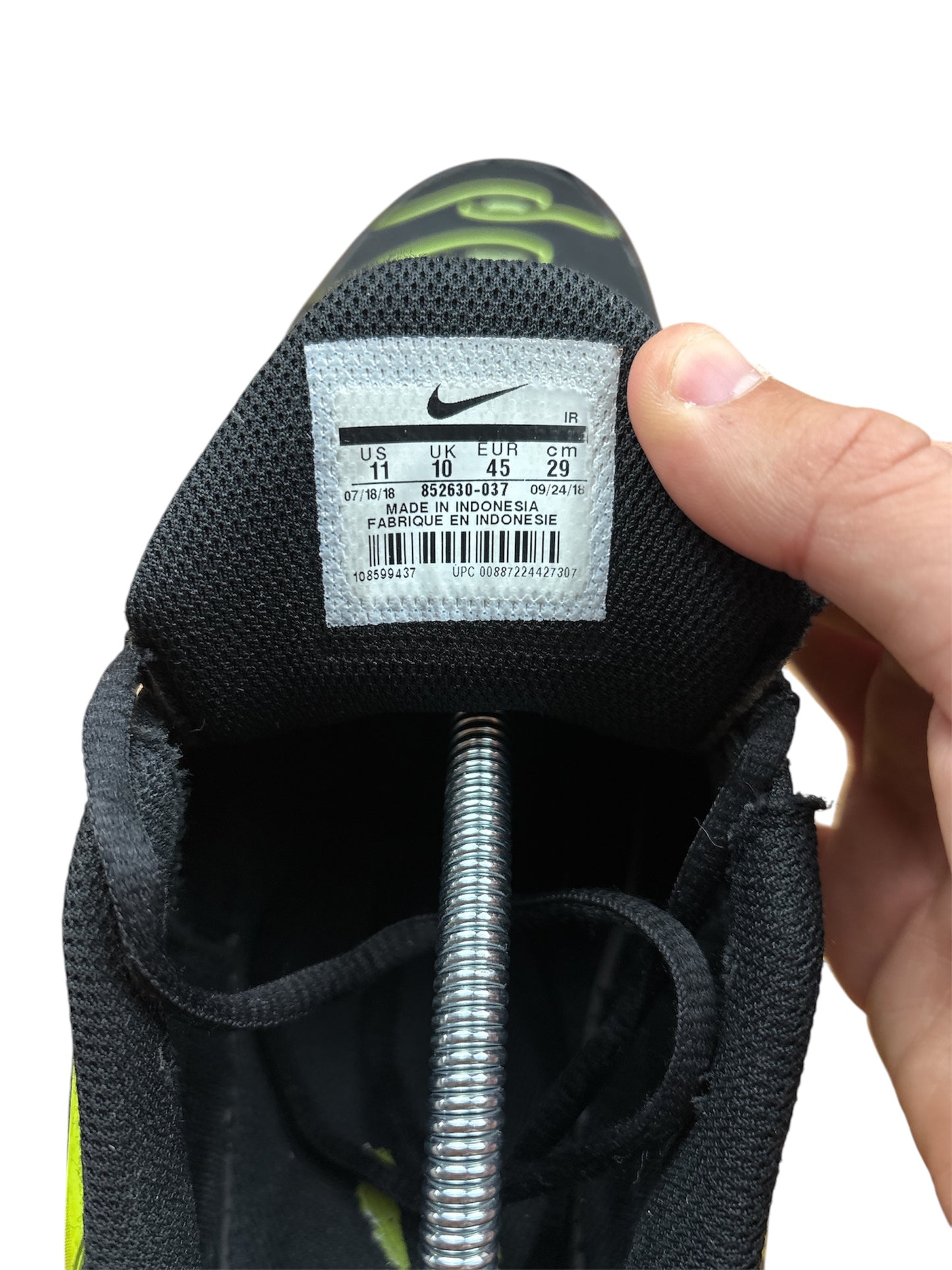 Nike TN Volt Green uk10