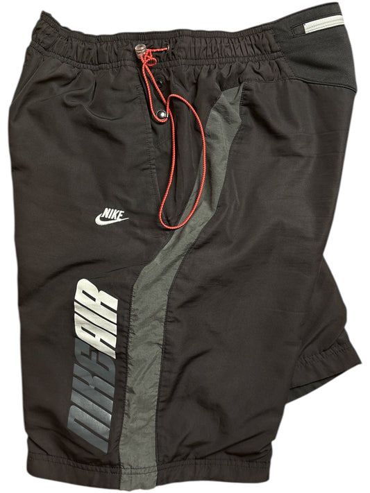 Nike Airmax shorts (M)